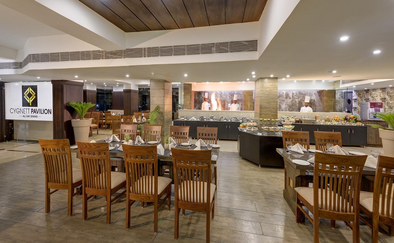 Cygnett Inn Dwārka Bagian luar foto
